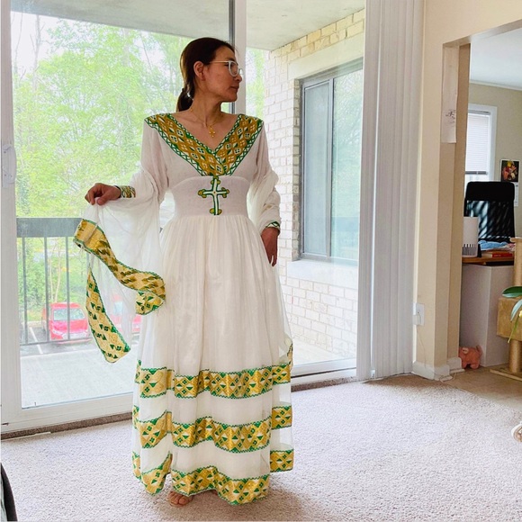 A Habesha Kemis with Menen and Tilf Designs, habesha libs, habesha kemis, - Picture 3 of 5